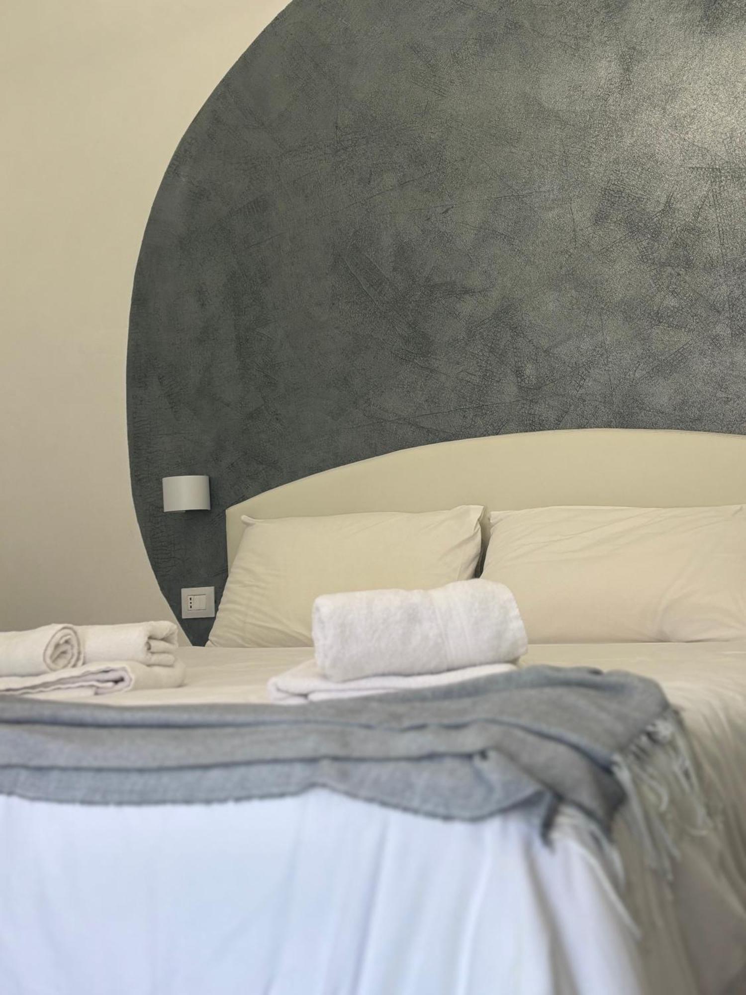 Dionisio Apartments Syracuse Екстер'єр фото